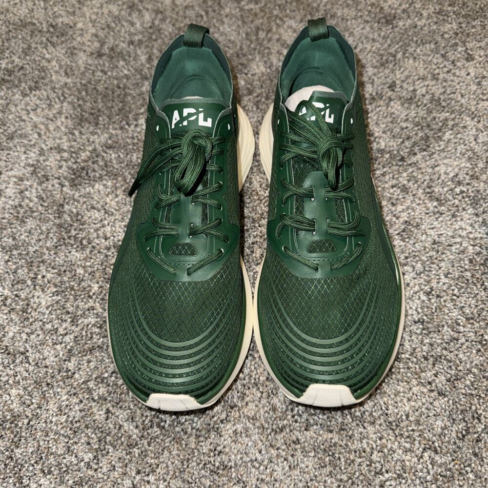APL  Athletic Propulsion Labs Women’s Streamline Size 7.5 Green